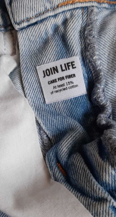 Spodnie z dziurami Bershka rozmiar XS