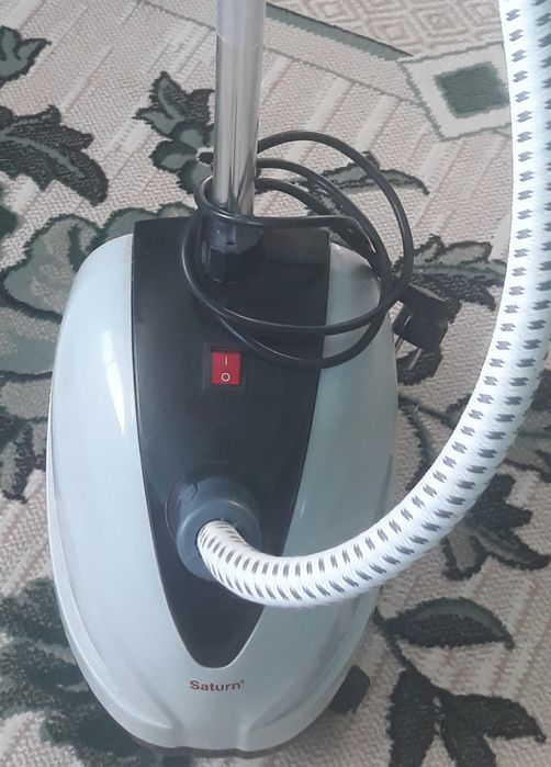 Продам Паровий Утюг Відпарювач для Прасування Одягу.