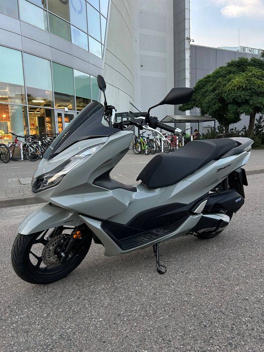Wynajem skutera NOWY - 0 km / Moto Scooter for Rent NEW Honda / PCX / Vision / SH