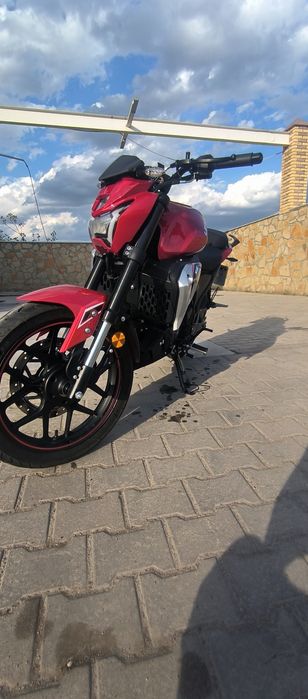 Мотоцикл Lifan SR220 4V