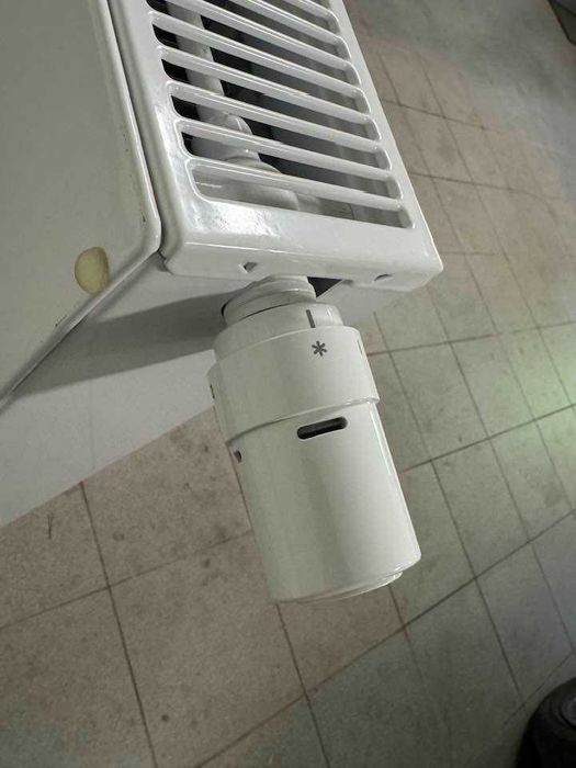 Grzejnik panelowy Vogel&Noot Plan gładki 40/90 z termostatem