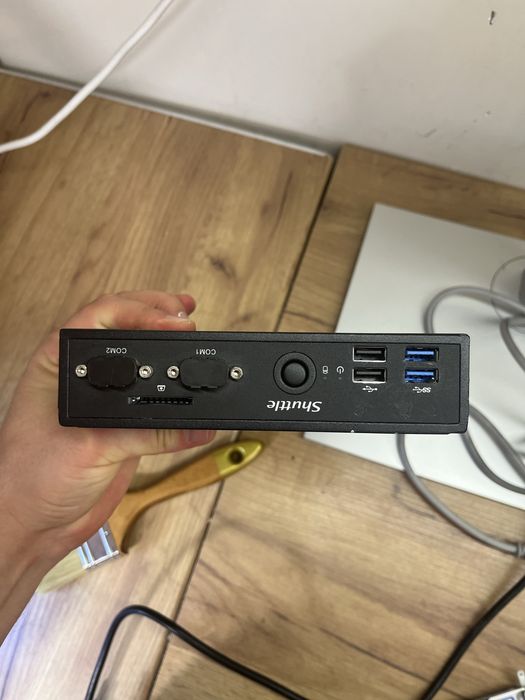 Міні-ПК Shuttle Intel Core i3-7100U / 8 ГБ / Windows 10 Home (компактний)