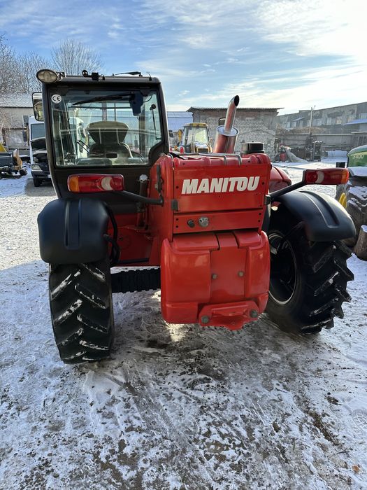 Телескопічний навантажувач маніту Manitou