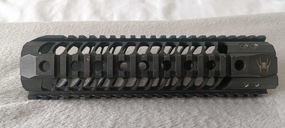Handguard "ris" Spike's tactical para airsoft