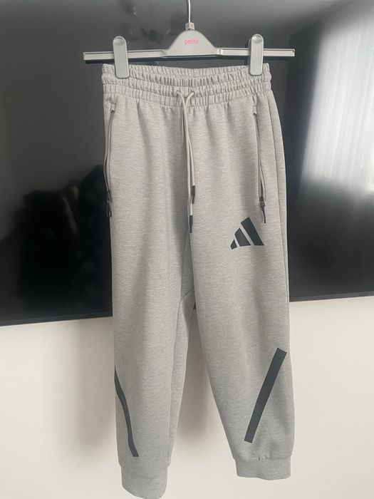 Штани  adidas Z.N.E