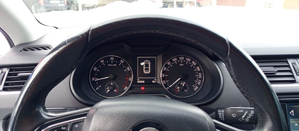 Шкода 1.6 МРІ Газ чудовий стан