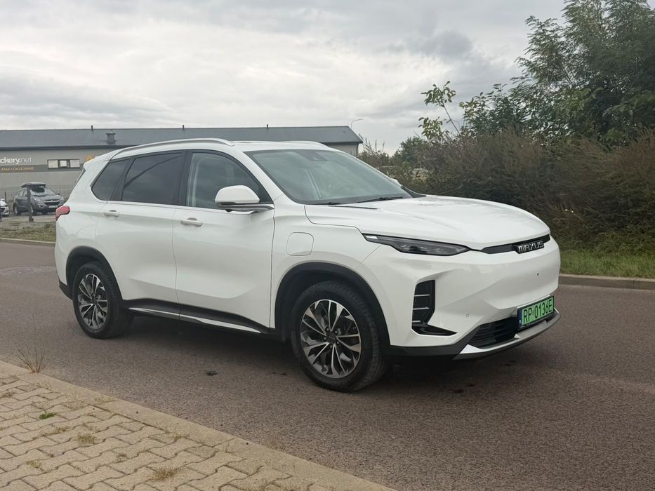 Maxus Euniq 6