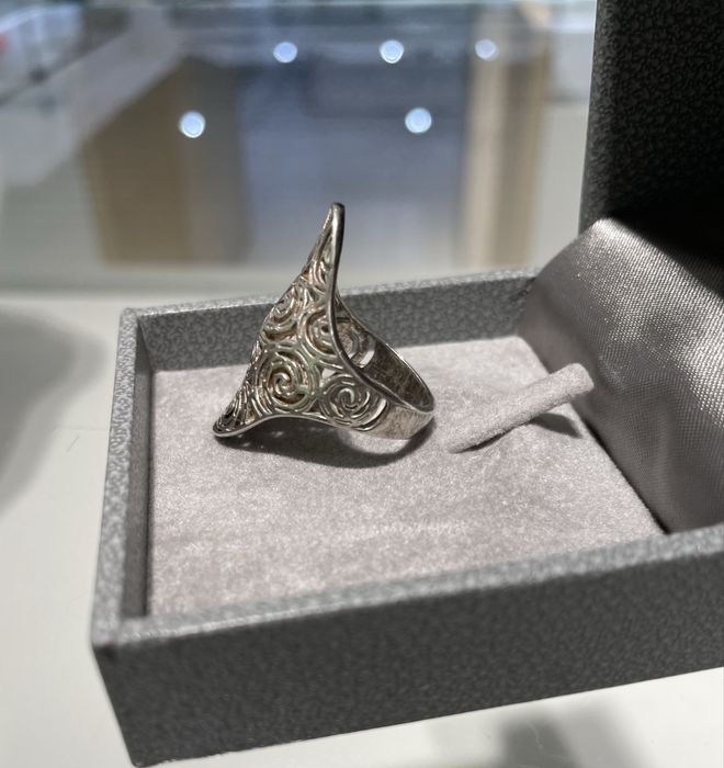 Ажурне срібне кільце