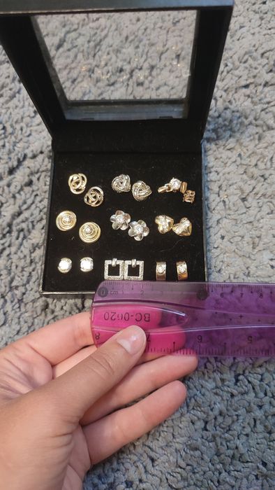 Набор серёжек бежутерия