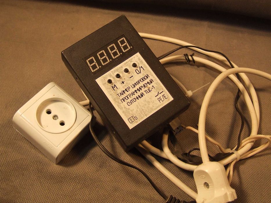 Суточный таймер цифровой ТЦС-1/реле времени/на брудер/в курятник