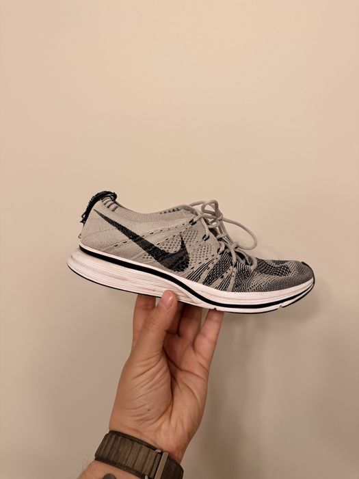 Buty bieganie sneakersy Nike Flynit Trainer EU37,5 23,5cm