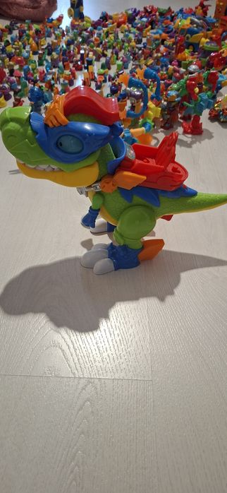 Super Things t rex dinozaur