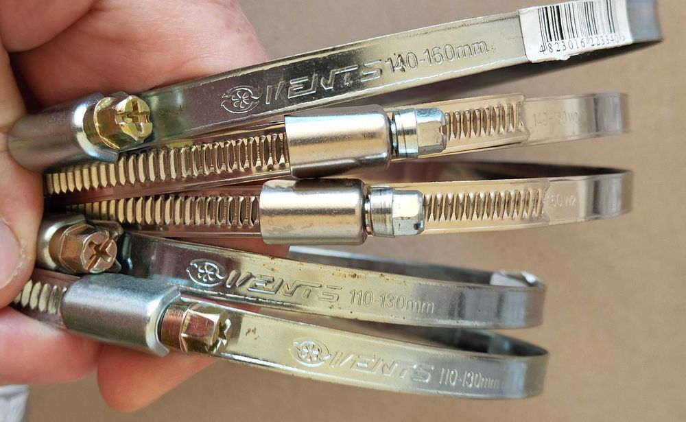 Хомути  для монтажу елементів вентиляції 4 шт за 160 грн