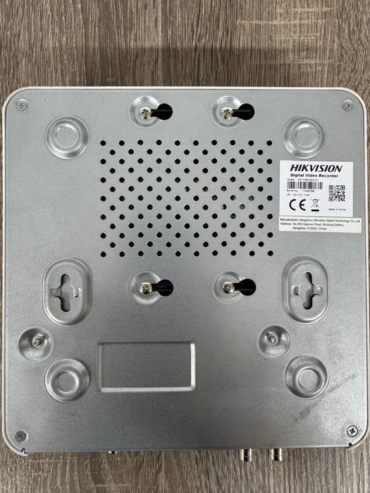 Комплект відеоспостереження Hikvision Реєстратор + HDD 1TB + IP камера + 4HD камери