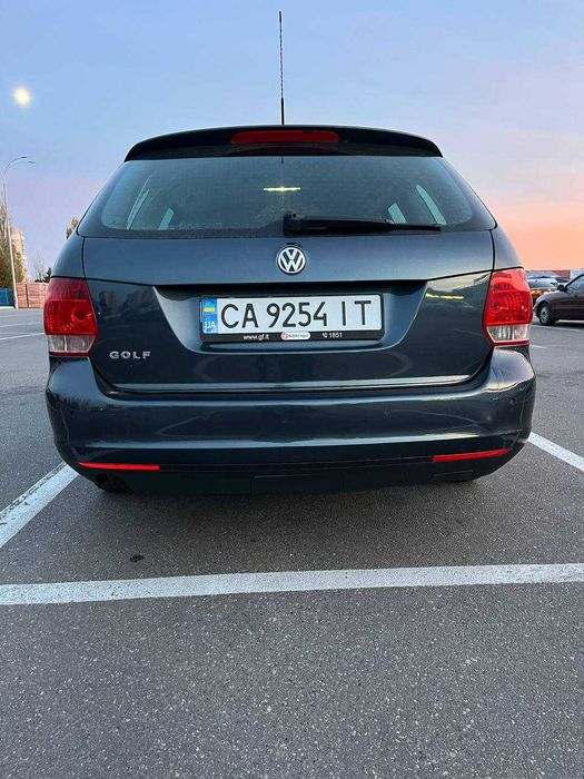 Продам Volkswagen Golf 2008