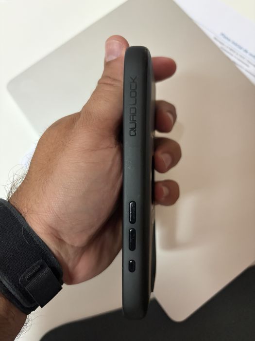 Capa Quadlock iphone 16 pro