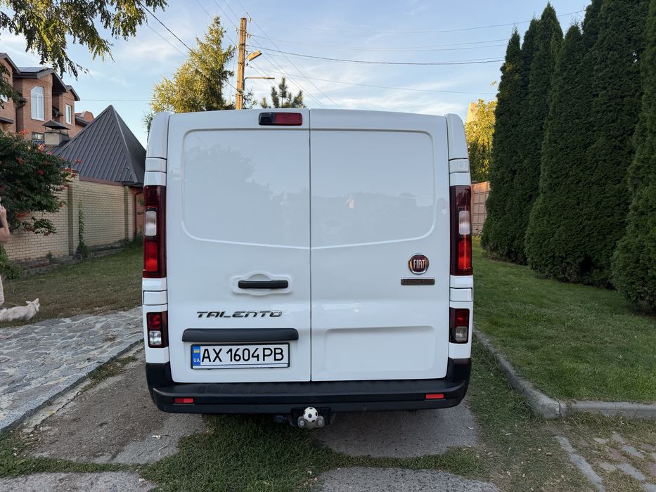 Рено Трафик 2021 2.0D