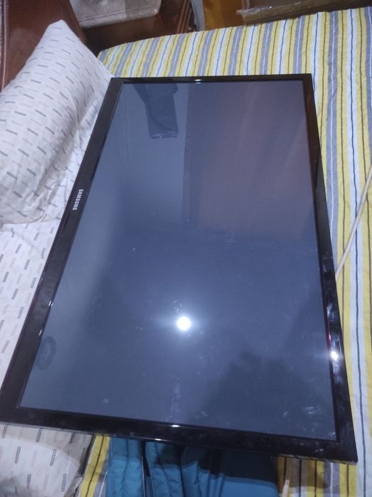 TV Samsung 65' ( ler descrição)