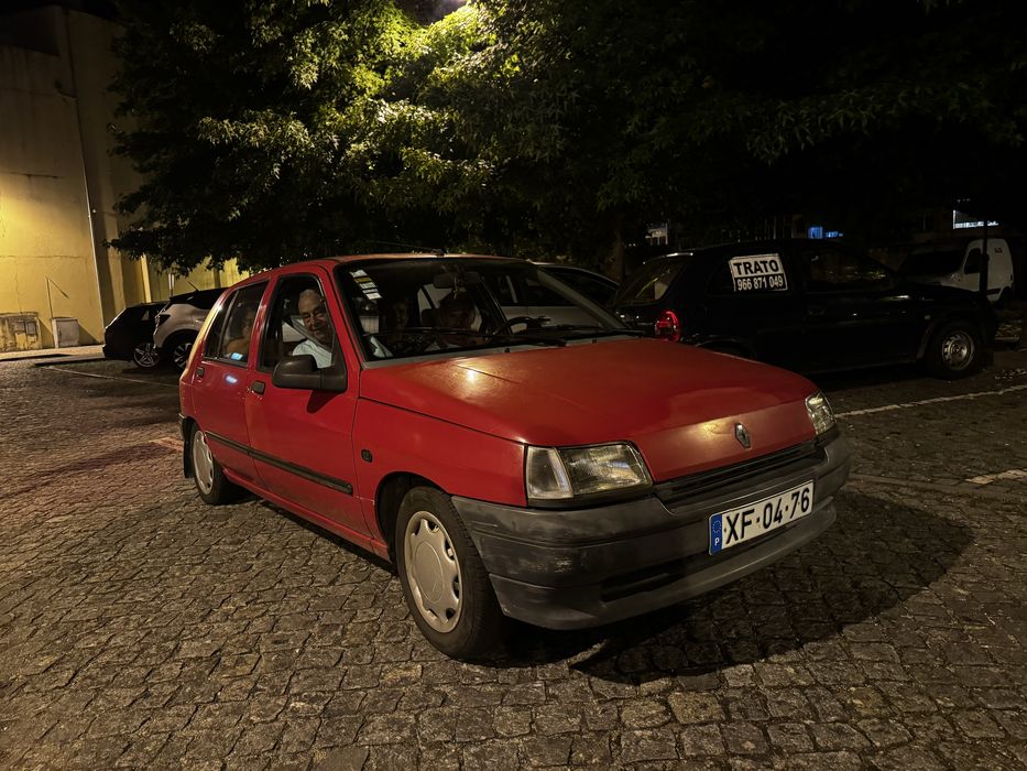 Renault Clio RT para venda negociável