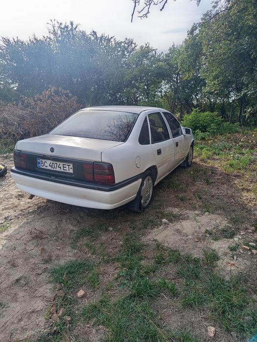 OPEL VECTRA 1990 VIN W0L000087L5231171 фото оголошення 7 з 16