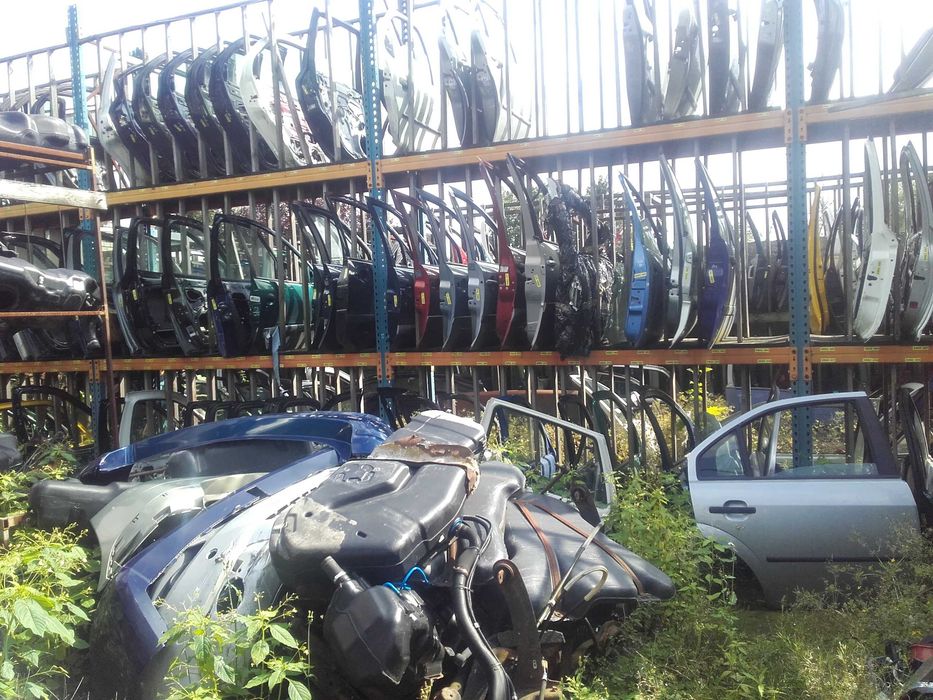 Regał magazynowy   wysoki ramy 4,4m + belki