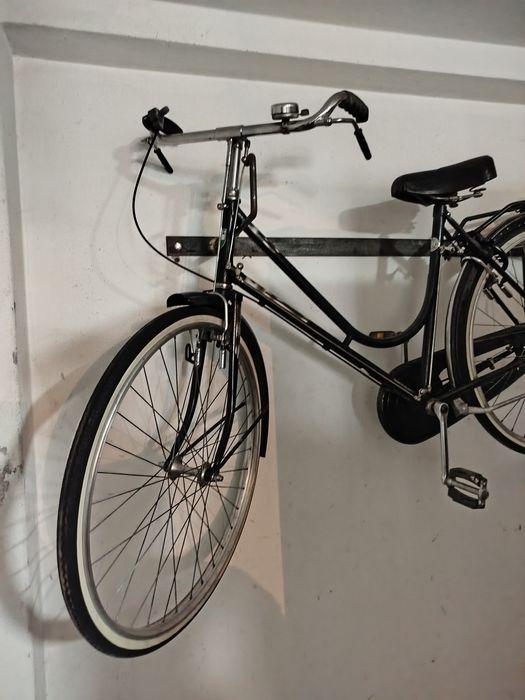 Bicicleta de cidade de homem