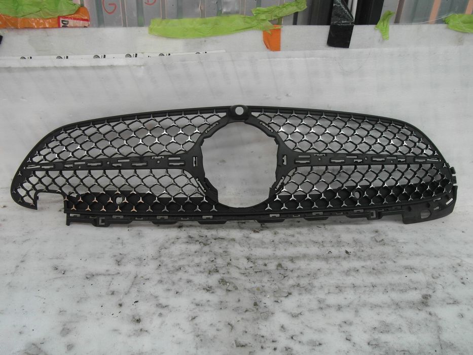 grill atrapa zderzaka mercedes c klasa w206 21- amg nr70