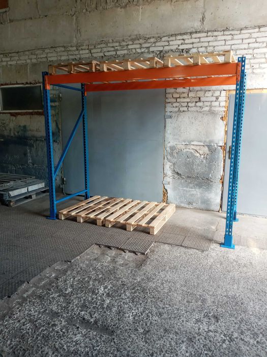 Палетні приставні стелажі б/у