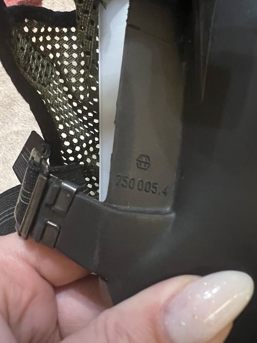 Тактичний протигаз Avon FM12 (Британія)