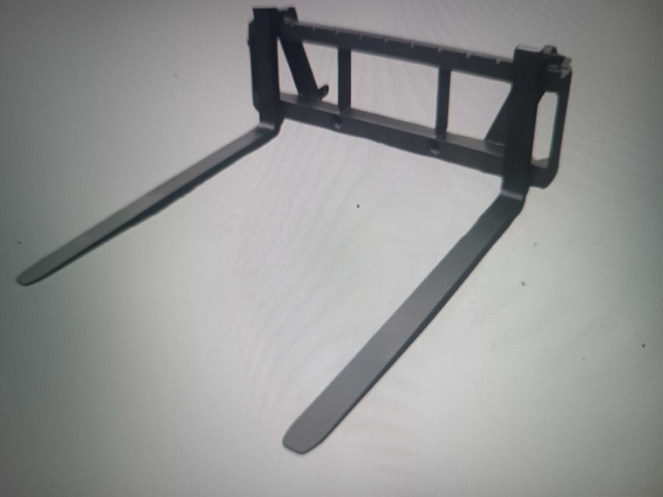 Paleciak do ciągnika