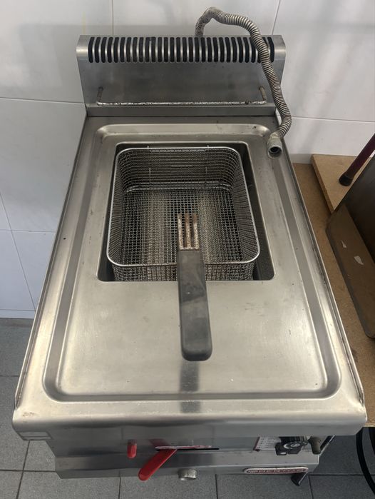 Vendo Fritadeira Industrial de Bancada a Gás