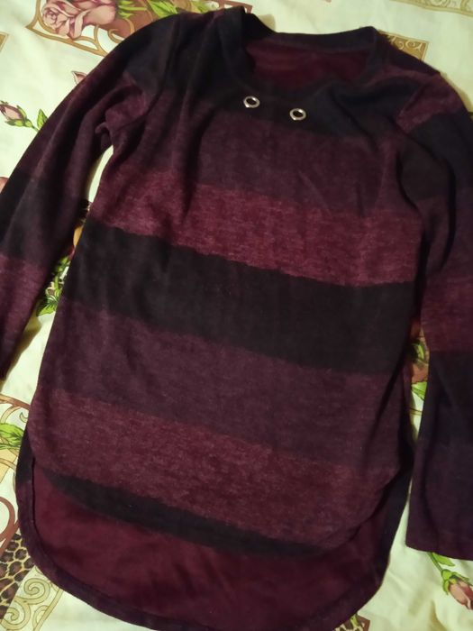 Кофта светр жіноча червоного кольору