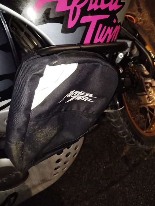 Africa twin 750 rd07