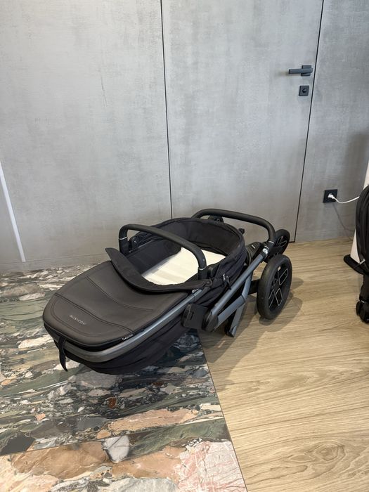 Maxi-Cosi Fame (Twillic Black) 2 в 1