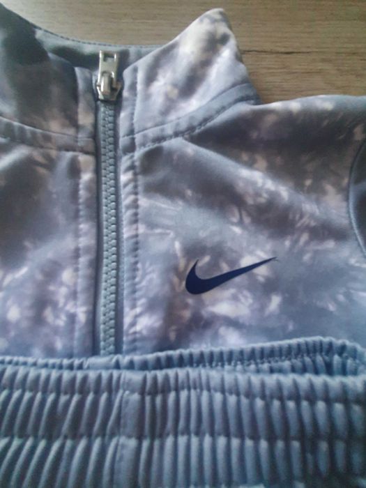 Dres Nike dla niemowlaka chlopiec 74-80