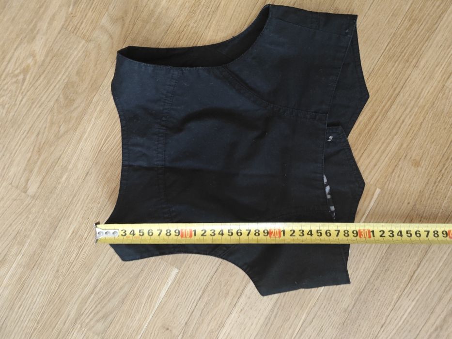 Жилет 140 см  9 10 років HM