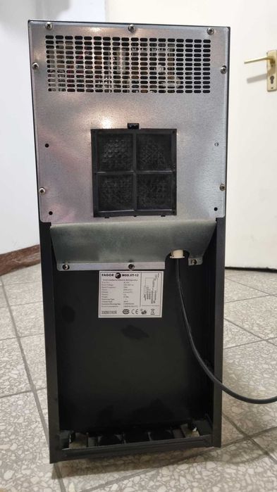 Lodówka na wino Fagor – 12 butelek – bardzo dobry stan!