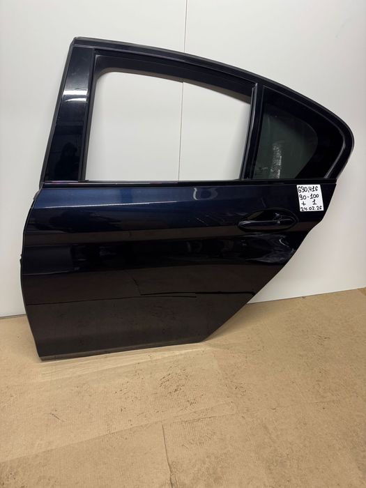 Двері задні ліві BMW G30 колір 416