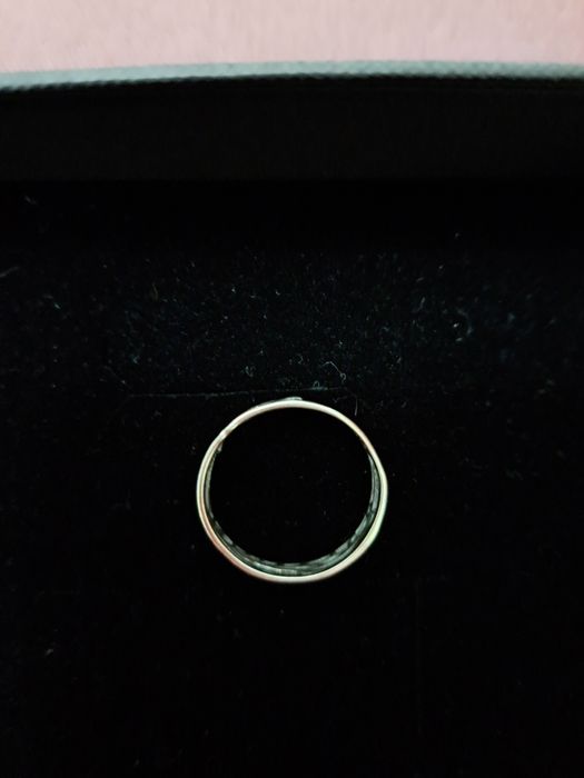 Anel em prata com contraste