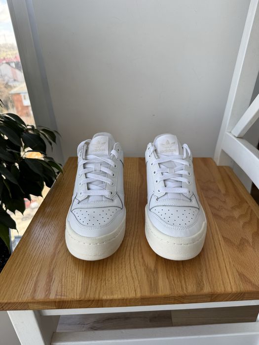 ОРИГІНАЛ 100% Adidas Forum Bold Originals | HQ1982 шкіряні кросівки 39 р