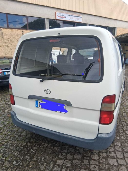 Carrinha Toyota Hiace