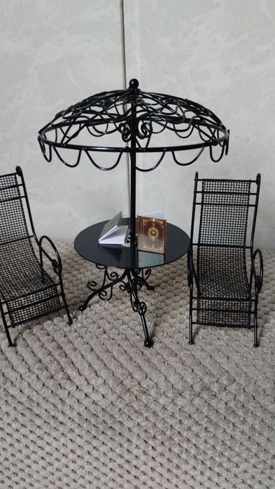 Zestaw miniatura stolik ogrodowy krzesełka Myszka Meilag