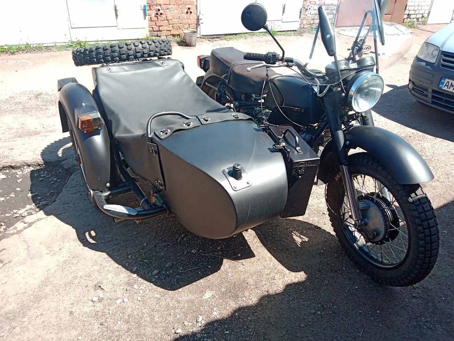 Мотоцикл МВ 650 М.