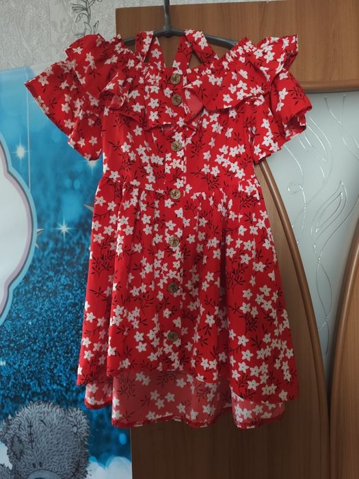 Продам сукню 134р.