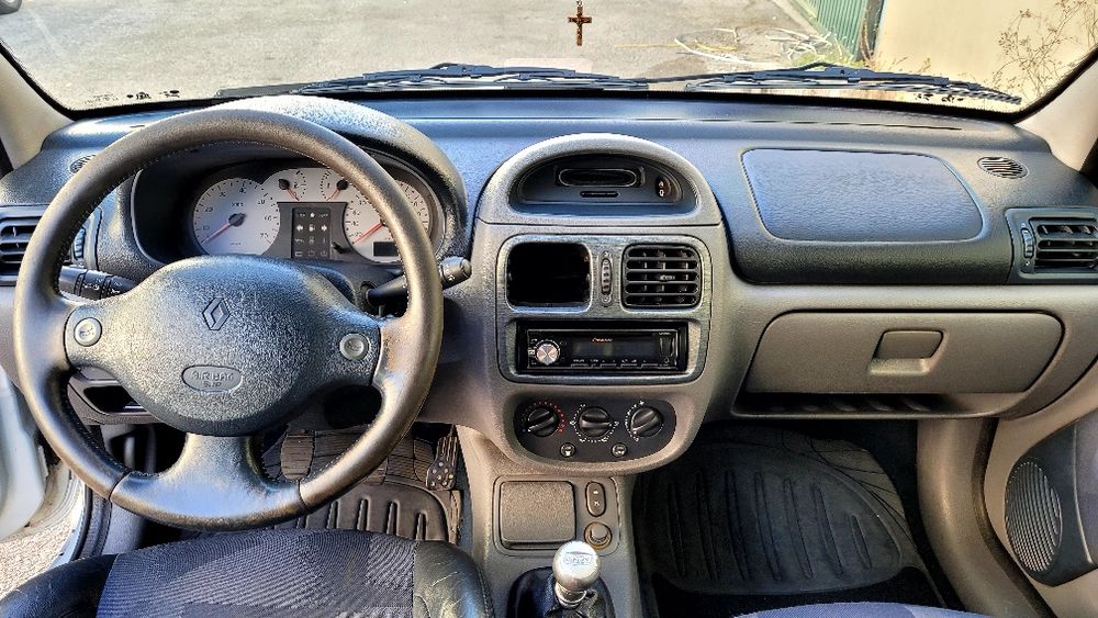 Renault Clio 1.6 16v
