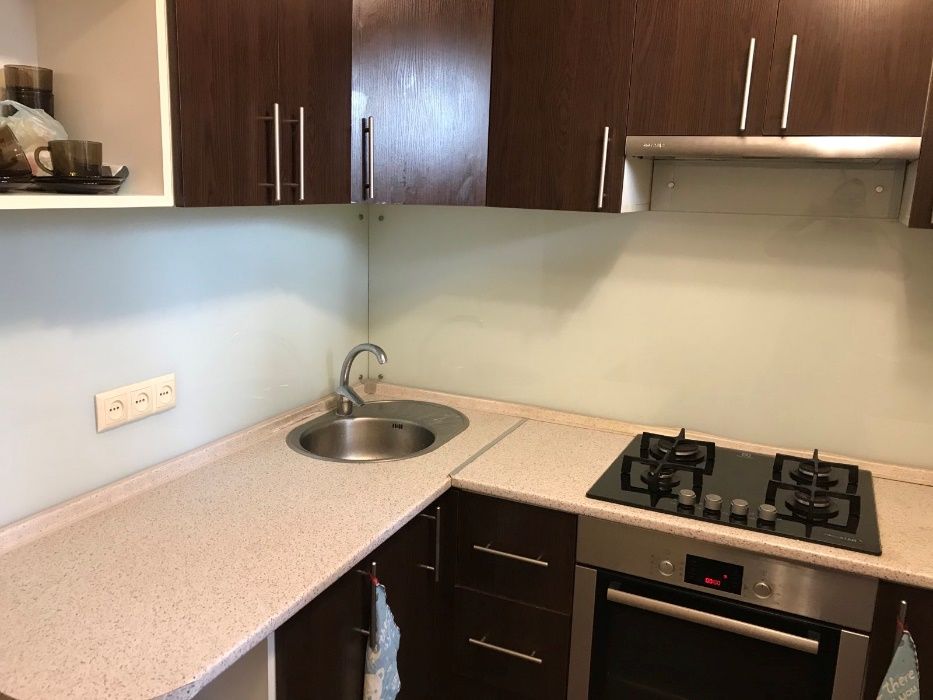 Скинали, скіналі, стекло, стеклянный фартух