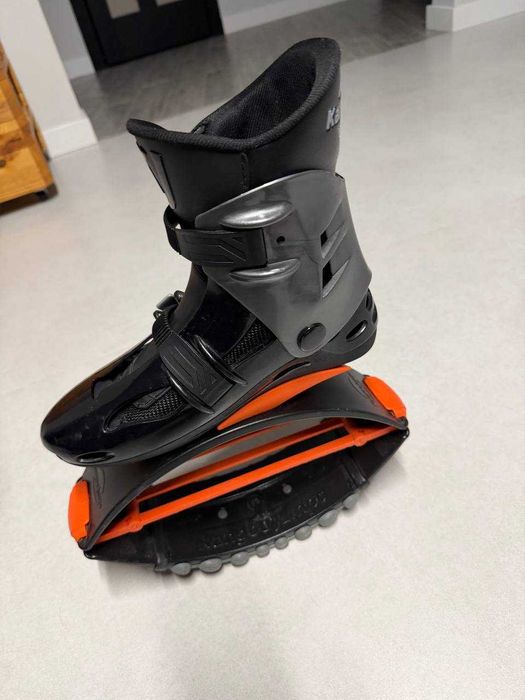 Продам  ботинки Kangoo Jumps ОРИГИНАЛ, размер S