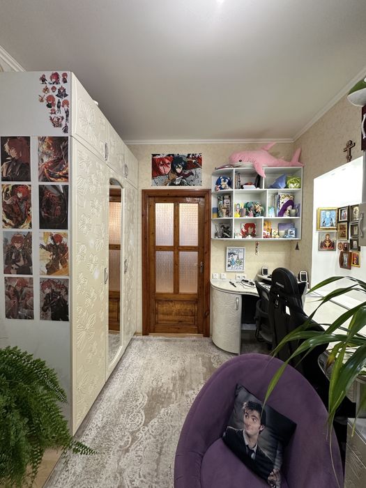 Продаж будинку на Стратосверній