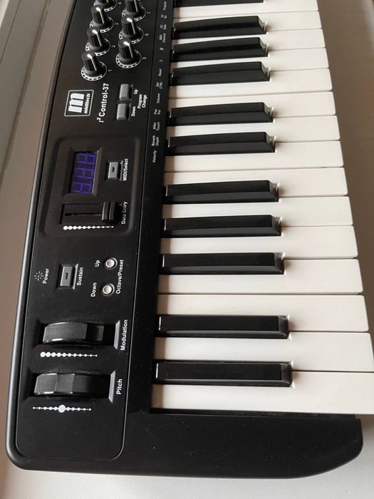 MIDI клавіатура Miditech i2Control - 37