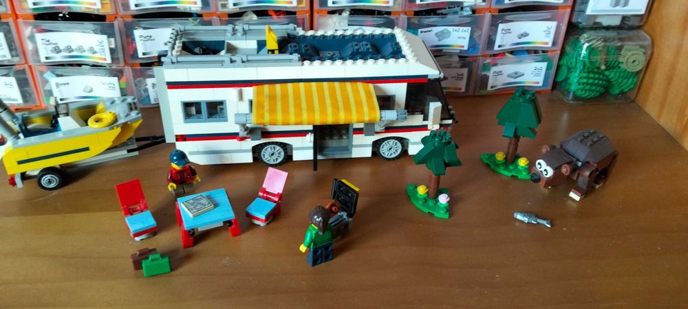Lego creator 31052 Vacation Getaways